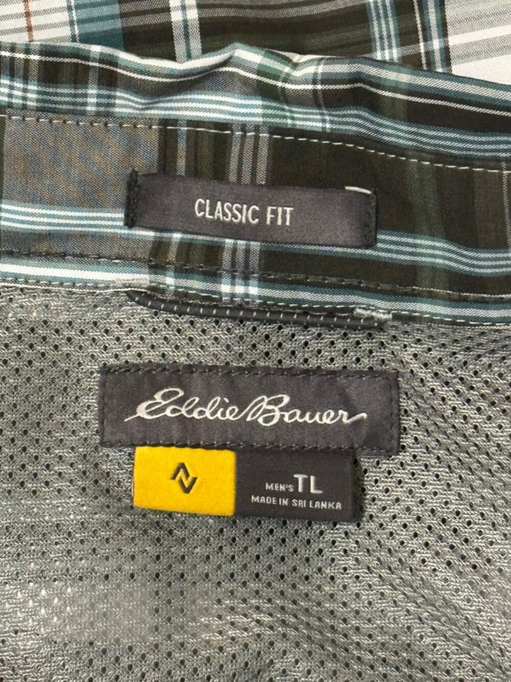 Eddie Bauer Shirt Mens LT Classic Fit Plaid Button Up Long Sleeve Green Gray - Picture 3 of 9